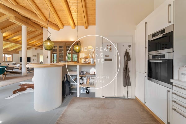 Elegante attico di 1.5 locali con vista panoramica a Samedan 12