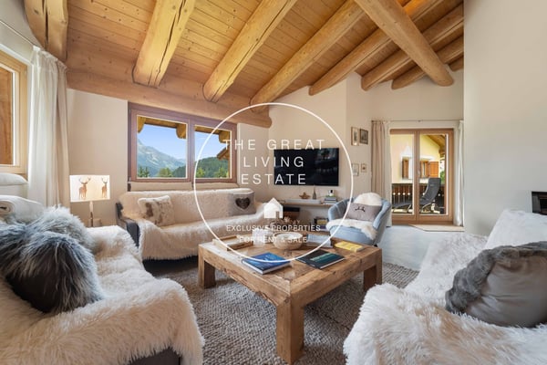 Elegante attico di 1.5 locali con vista panoramica a Samedan 2