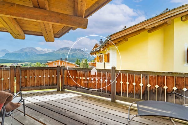 Elegante attico di 1.5 locali con vista panoramica a Samedan 10