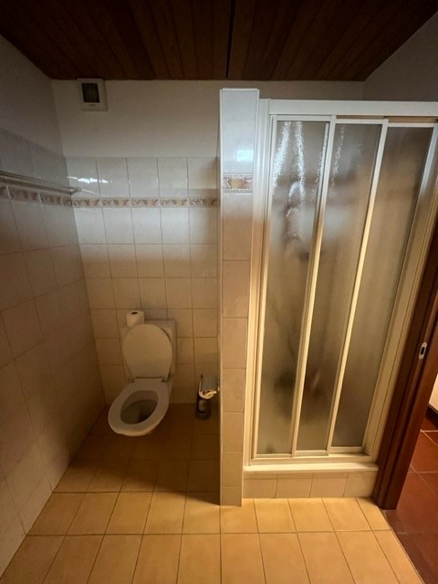 Büro/Arztpraxis/Schönheitsstudio ev. bereits möbliert 7