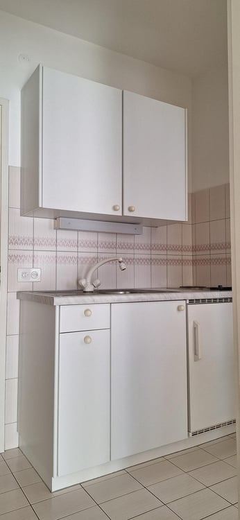 Orselina - vendesi accogliente app. di 1.5 locali / zu verkaufen gemütliche und helle 1.5-Zi.-Whg. 6