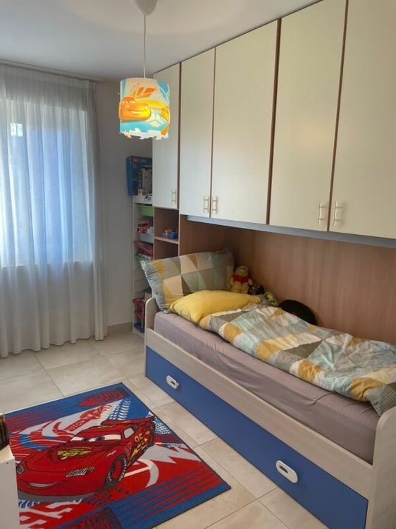 Appartamento luminoso ben strutturato: anche a reddito 10