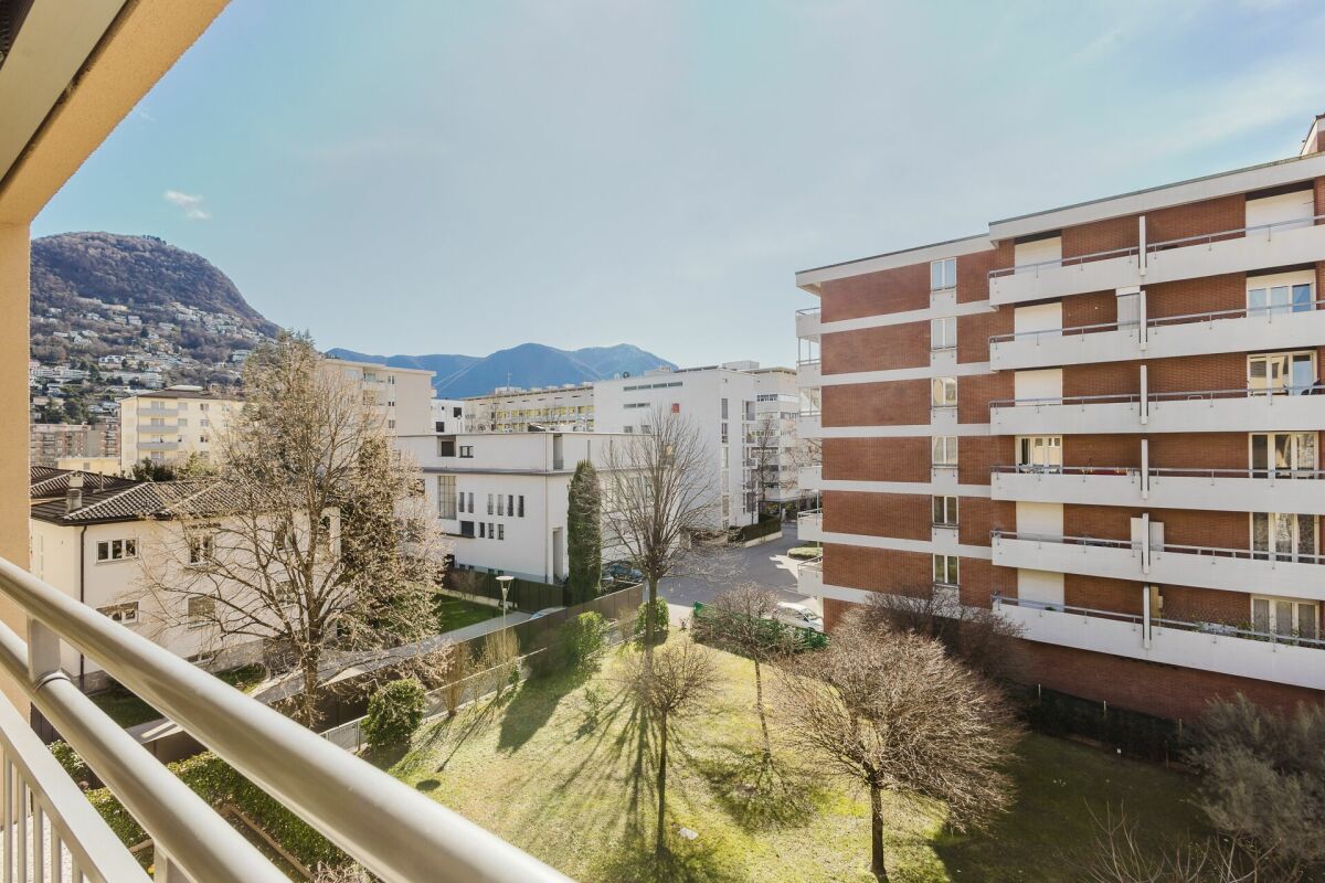Luminoso appartamento in posizione strategica a Lugano