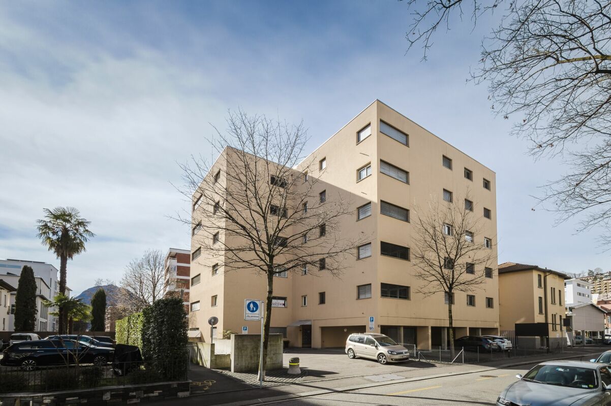 Luminoso appartamento in posizione strategica a Lugano