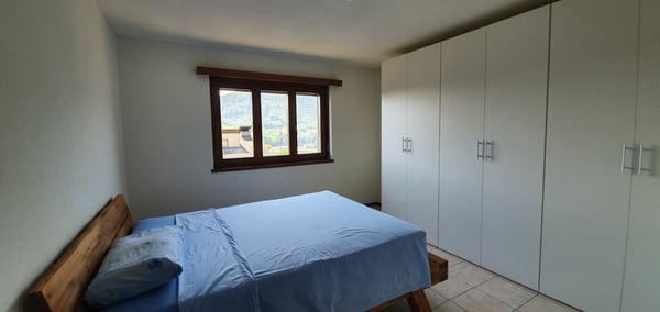 Ampio e ben strutturato con posteggio interno compreso vicino al Fox Town! 4