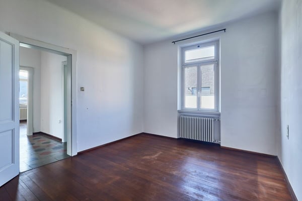 Villa stile Liberty con giardino e tre unità abitative - ideale anche come investimento 7