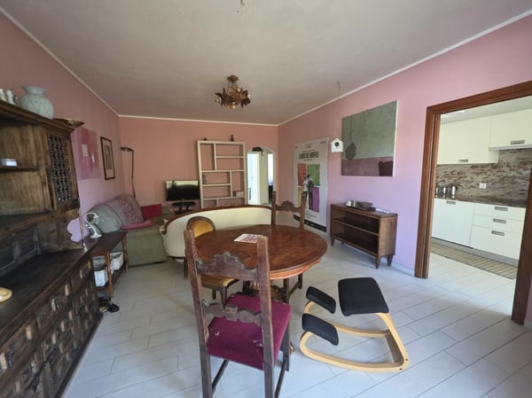 Appartamento ammobiliato in ottima posizione 11