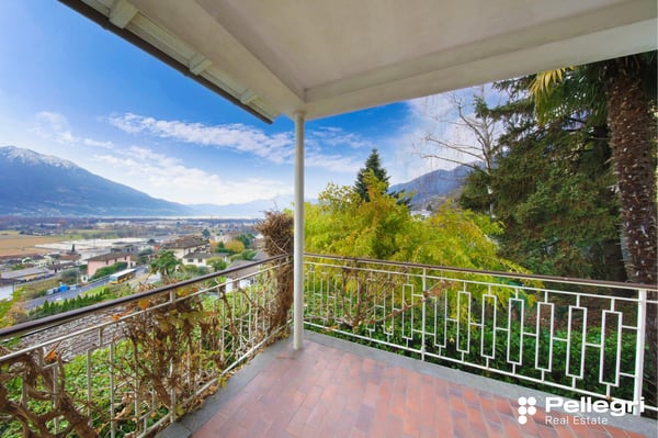 Graziosa, soleggiata e con vista lago 2