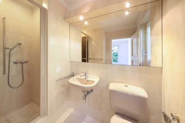 Exklusive Attikawohnung mit unverbaubarem Seeblick und privatem Seezugang mit Strand 12