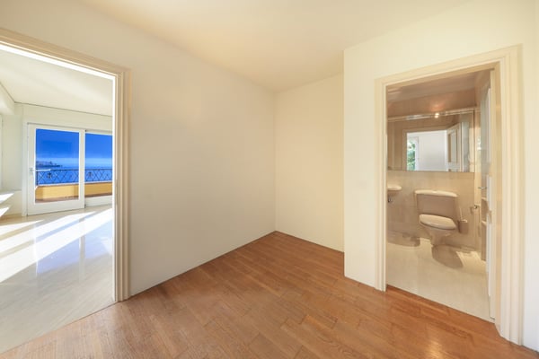 Exklusive Attikawohnung mit unverbaubarem Seeblick und privatem Seezugang mit Strand 11