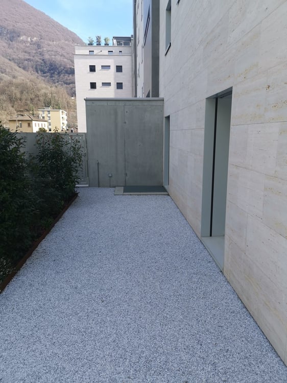 Moderno 4.5 locali con giardino! 9