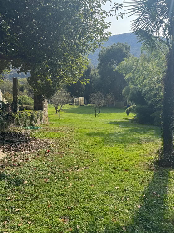 Elegante Duplex di 1.5 Locali con Vista Panoramica a Barbengo 9