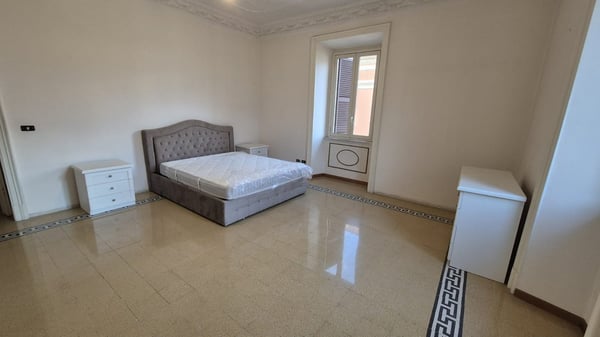 Elegante Appartamento stile Liberty 5 locali San Giovanni Roma 21