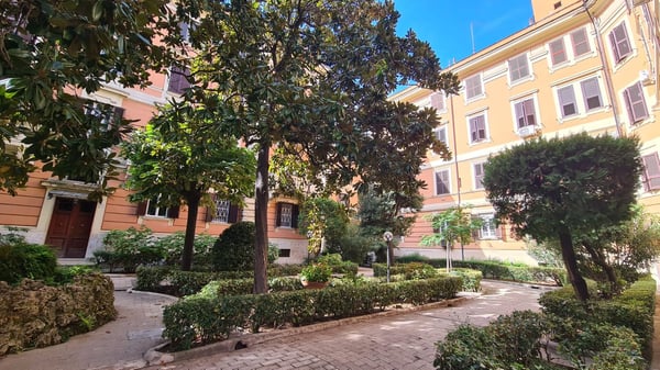 Elegante Appartamento stile Liberty 5 locali San Giovanni Roma 1