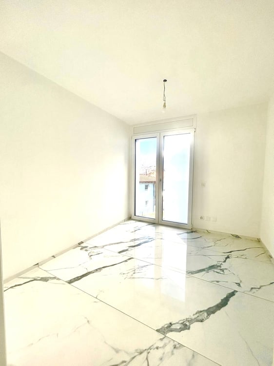 1.5 LOCALI CON TERRAZZA E POSTO AUTO IN GARAGE 7