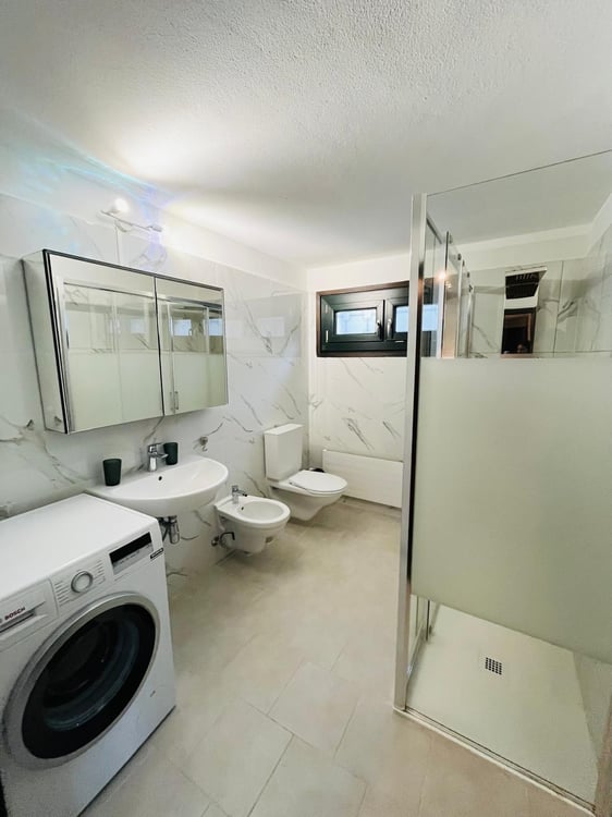 Accogliente 1,5 locali a Carona con giardino e vista panoramica 9