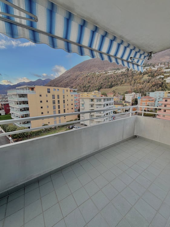1.5 locali spazioso e luminoso in centro a Locarno 4
