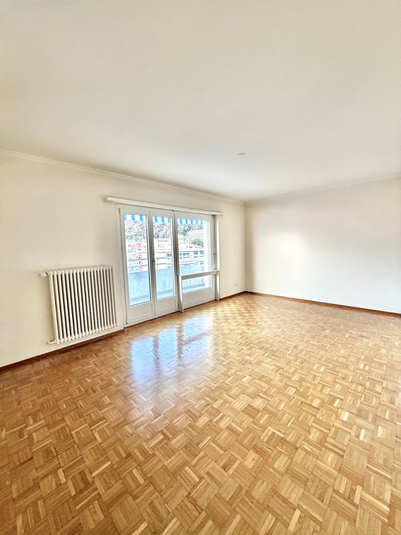 1.5 locali spazioso e luminoso in centro a Locarno 2