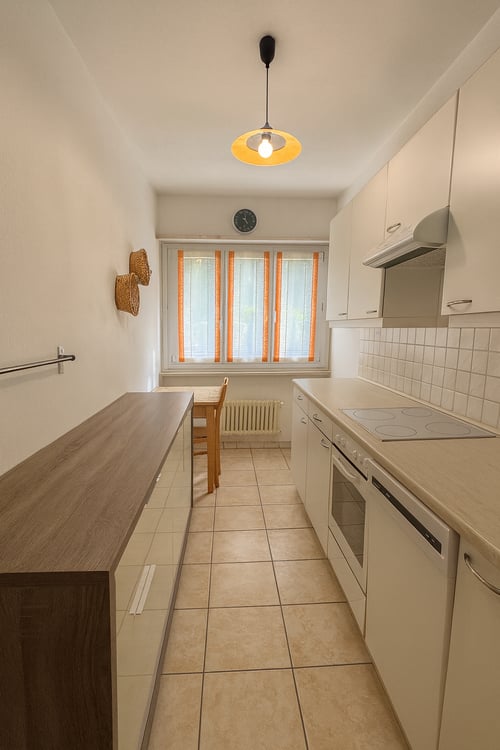 Luminoso 1.5 locali con doppi balconi – residenza PRIMARIA e SECONDARIA 2