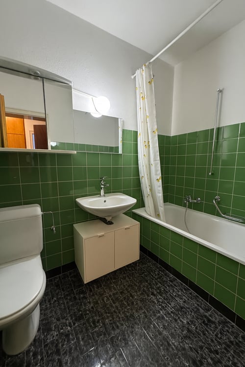 Luminoso 1.5 locali con doppi balconi – residenza PRIMARIA e SECONDARIA 6