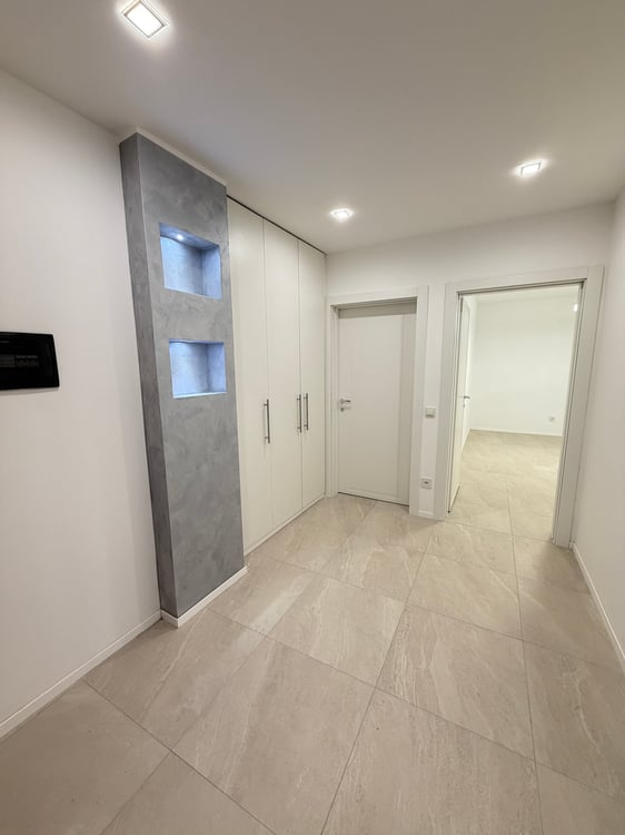 1.5 locali ARREDATO, con ampio GIARDINO a Massagno 12