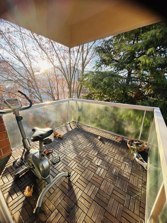 Splendido  1.5 locali ultimo piano con camino, balconi e posto auto 3