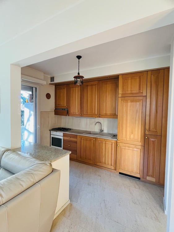 Splendido  1.5 locali ultimo piano con camino, balconi e posto auto 4