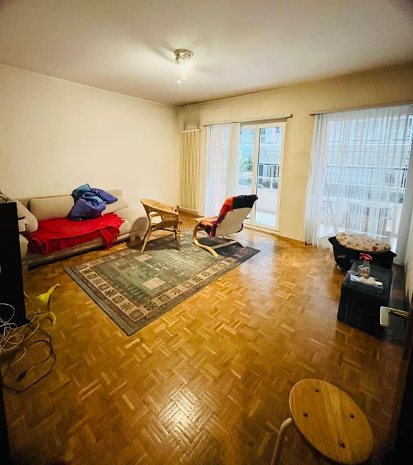 Ampio 1.5 con balconi e piscina condominiale a Cassarate 1