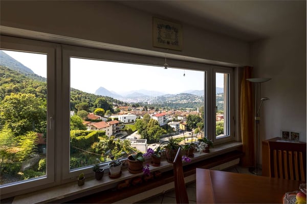 Cadro - Elegante casa unifamiliare con terrazze panoramiche e grande g 2