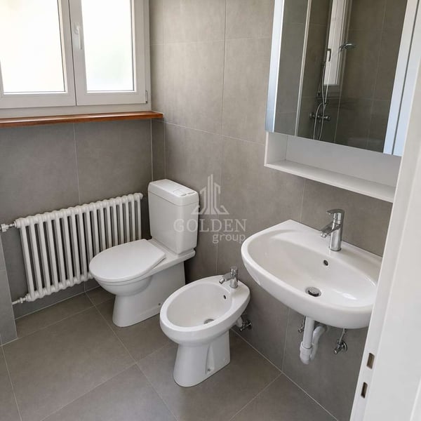 Ampio 4.5 locali ristrutturato con giardino privato a Tremona 11