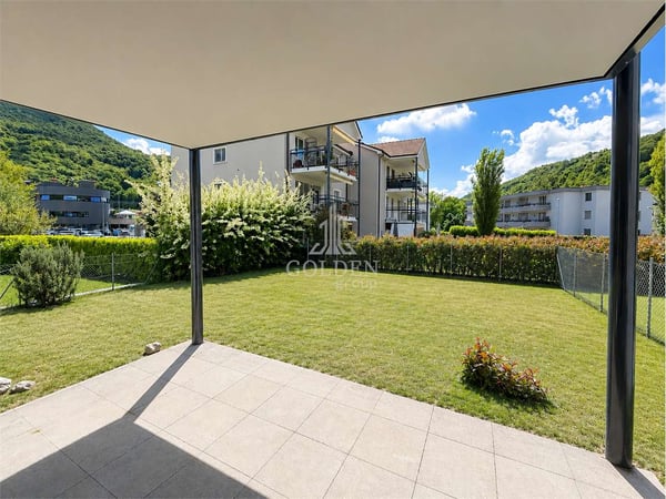 Ampio 4.5 locali con giardino privato 1