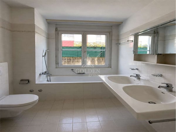 Ampio 4.5 locali con giardino privato 10