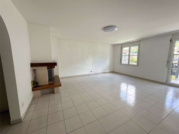 Elegante 3.5 locali con ampia terrazza a Pambio-Noranco 2