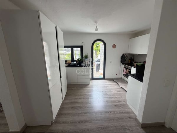 Splendida casa di 5.5 locali con terrazzo panoramico e unità indipende 7
