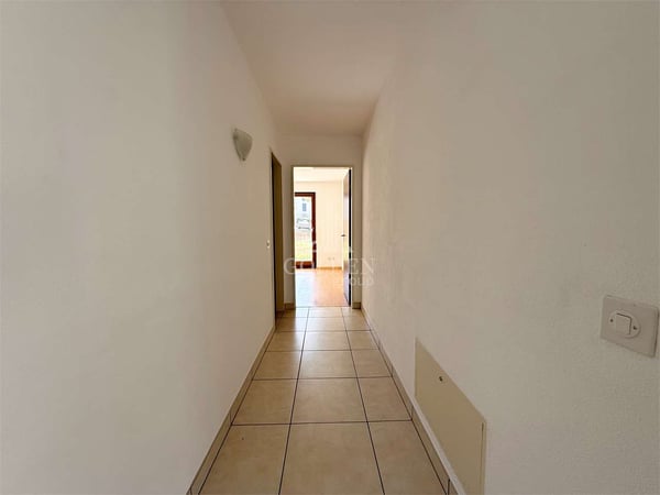 Ampio 4.5 locali con giardino privato e terrazza coperta 10