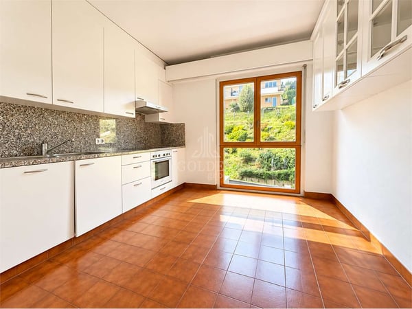 Breganzona - 3.5 locali 108 m² al 4 piano, doppia esposizione 1