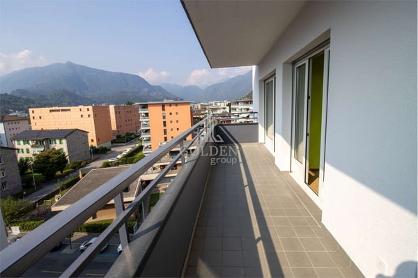 3.5 locali con balcone a pochi passi da Piazza Grande 12