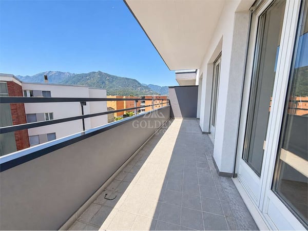 Locarno: 3.5 locali al 6 piano con balcone 4