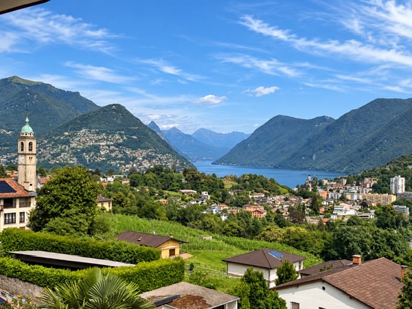 Stunning Duplex Apartment with Lake Views in Montagnola – Gentilino for rent 2