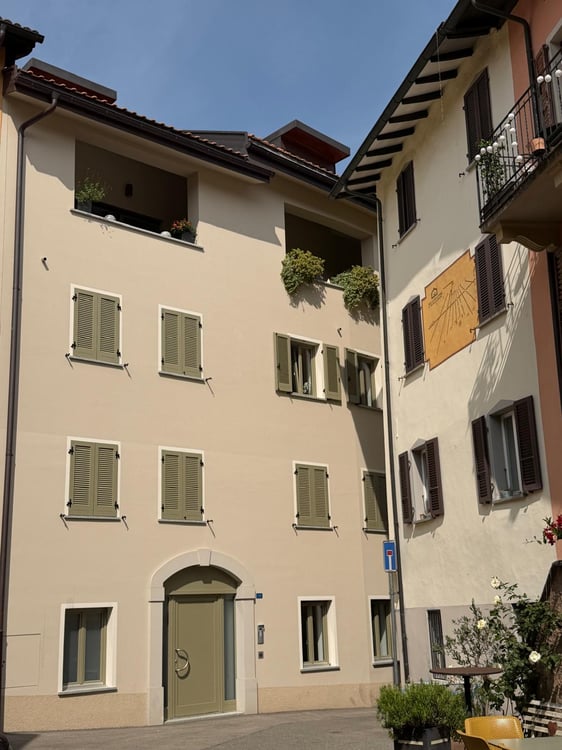 2.5 locali completamente rinnovato a Breganzona – luminoso, tranquillo e ben servito 17