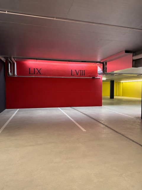 Hochwertige 2.5-Zimmer-Wohnung mit grosszügigem Wohnbereich und 10 m² Südwest-Terrasse 13