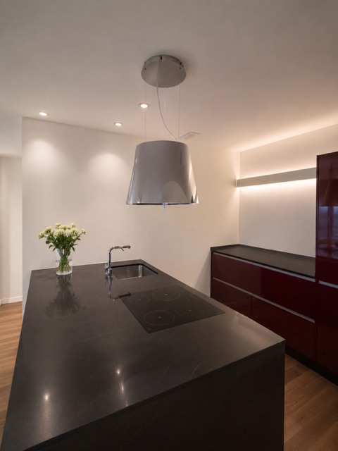 Hochwertige 2.5-Zimmer-Wohnung mit grosszügigem Wohnbereich und 10 m² Südwest-Terrasse 8
