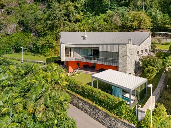 Giubiasco - Villa Architettonica di Prestigio con Jacuzzi e Design Uni 5