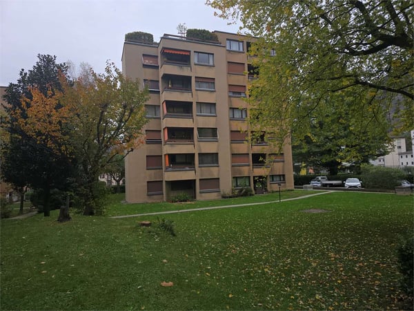 Giubiasco - Luminoso 1.5 locali con terrazza e due posteggi privati 2