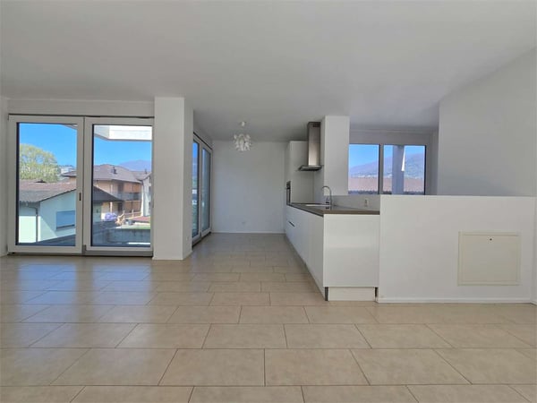 Affittasi Villetta Triplex moderna - giardino e garage privato 3