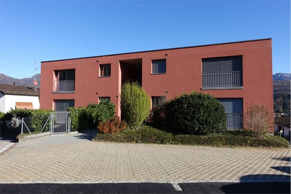 Raro ! 1.5 locali con grande terrazza e accesso al giardino 1