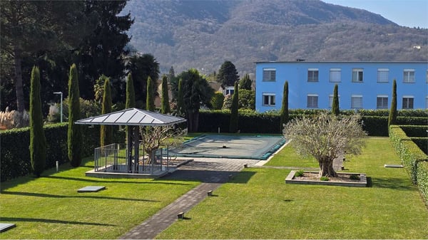 Proprietà d'eccezione - 6,5 locali con piscina e finiture di alto stan 2
