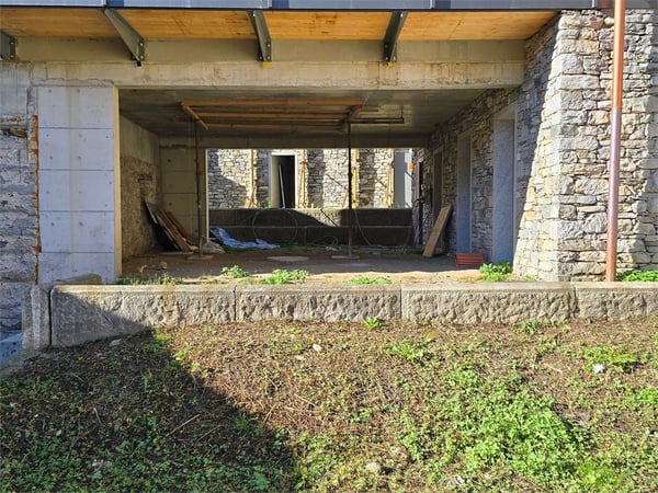 Elegante 3.5 locali MINERGIE-P-ECO con portico e giardino privato 9