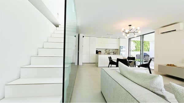 Villa Minergie con piscina a Villa Luganese 12