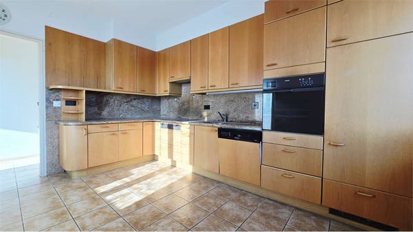 Casa bifamiliare - Attico panoramico con appartamento a reddito 13